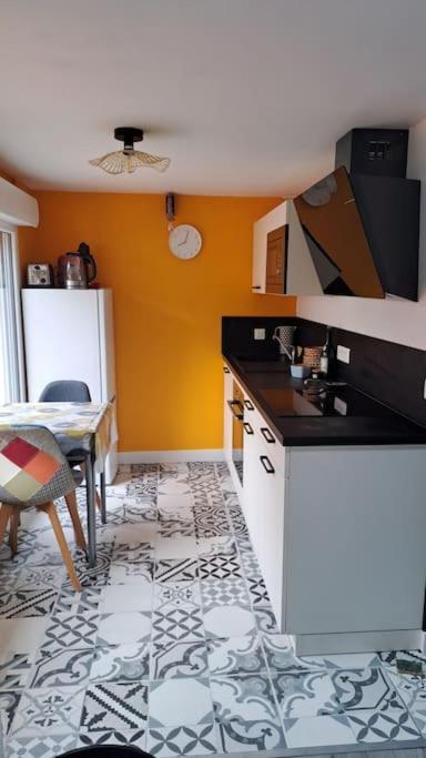 ביניק Charmante Petite Maison Proche Du Port, Maison 7 מראה חיצוני תמונה